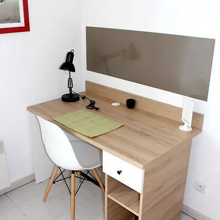Suiteasy Thales Apartmanhotel *