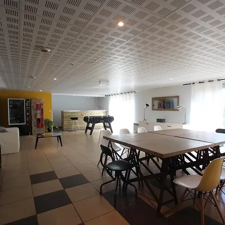 Suiteasy Thales Apartmanhotel